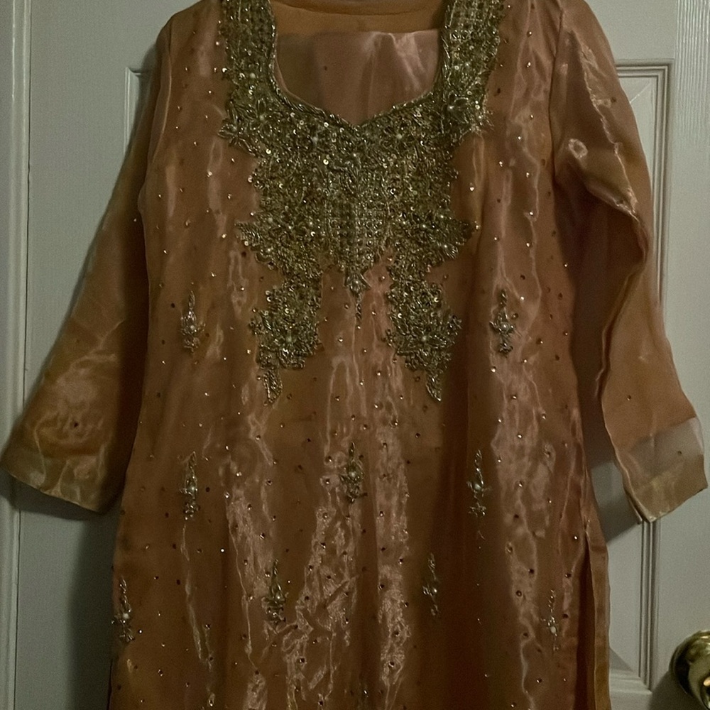 Pakistani suit